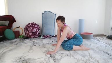 Goddess Aurora Willows Yoga Class 20 - 4 image