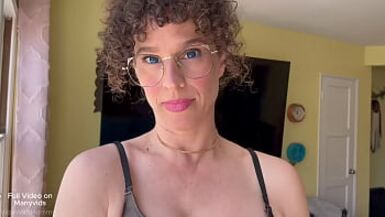 Stepmom Gets a New Job - 1 image