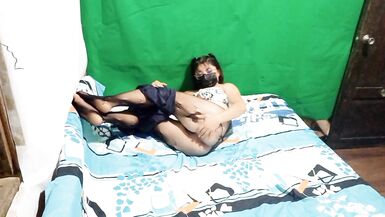 IMPURE AND EXHIBITIONIST STEPMOTH MODELS ME VERY SENSUALLY IN MY STEPDADDYS BED!! SHE WANTS TO START LIBIDINOUS AND SEXUAL ACTIONS. THIS IS DELICIOUS - 4 image
