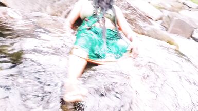 Telugu sexy Silk aunty outdoor waterfall bathing, telugu Dirty talks. - 10 image