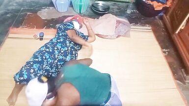 Indian mom step son fucking in home - 2 image