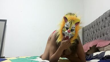 A BEAUTIFUL TIGRESS DOING AN EROTIC DANCE AND A RICH MASTURBATED FOR HER FANS - 11 image
