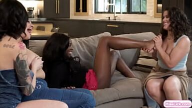 Big tits lesbian milf swapping girlfriend with ebony bff - 1 image