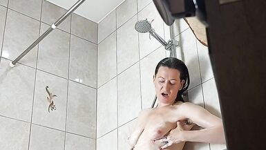 Forgot to close the shower door, milf hairy - 12 image