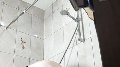 Forgot to close the shower door, milf hairy - 6 image