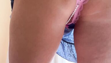 May I sit on your face - 4 image