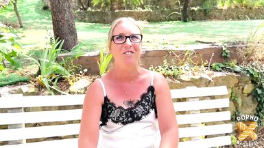 Marie, la MILF blonde à baiser