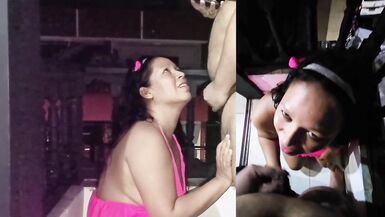 MILF dando una mamada en el balcon, semen en la boca y ella traga todo el semen del desconocido. (POV y Viewer Cam) - 11 image