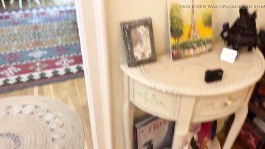Tutte naturali Tette grosse Culo grosso La più calda bruna MILF Babe Il servizio fotografico finto finisce con la sborrata sulle tette - 8 image