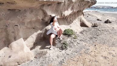 A Real Orgasm of a Sexy Wife) Sweet Blowjob.非常非常大声地射精 狗爬式。一起射精 - 3 image