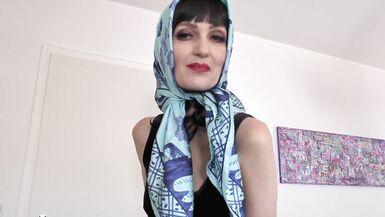 Designer Silk Headscarf Fashion Show Clip - 4 image