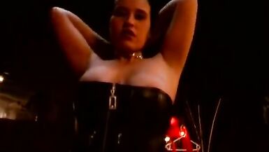 A Dark-minded Mistress Is a Master with Clothespins