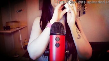 Sensual Mouth Sounds for Beautiful Italian Milf - 8 image