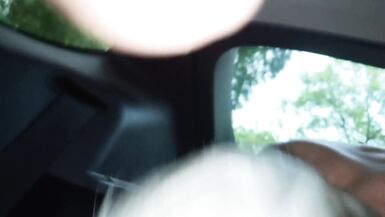 CoraBitch Lively Tesla Taxi AO Baiser Sur Le Chemin Du Club Échangiste - 10 image