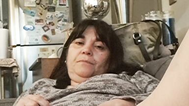 slut milf eats banana from her pussy