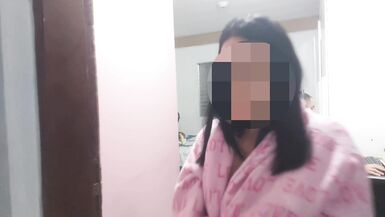 O enteado apanha a madrasta a masturbar o rabo - 2 image