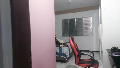 O enteado apanha a madrasta a masturbar o rabo - 3 image