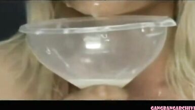 Gangbang Archive Blonde salope orgie - 10 image