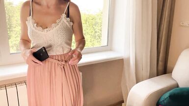 La mère de mon amie ma supplié et ma baisé effrontément - Amateur Russe avec Conversations