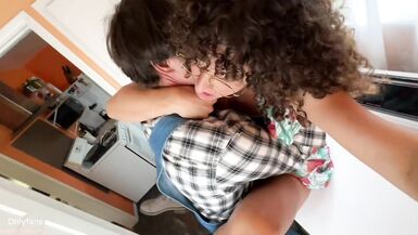 Stepmom Finds a New Roommate To Play With - 5 image