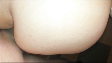 The Horny Wife Is Obstructed by the Plumber - 11 image