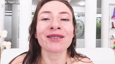 MILF DANNA ROSE, yarakların kıçını yok etmesini istiyor. Anal Yıkım. %0 Amcık. DAP. TAP