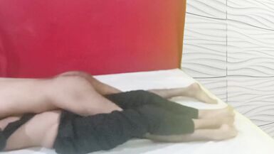 Une femme desi est allée satisfaire le patron de son mari pour obtenir une promotion Épouse désespérée - Final Une belle femme nouvellement mariée - 3 image