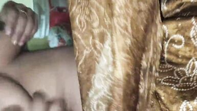 Priya bhabhi 被邻居干得很爽 - 5 image