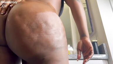 Ebony Oily Ass Clench And Twerk - 2 image