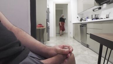 Sorpreso a masturbarsi mentre guarda la mia enorme matrigna Hijab. - 14 image