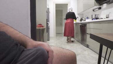 Sorpreso a masturbarsi mentre guarda la mia enorme matrigna Hijab. - 5 image