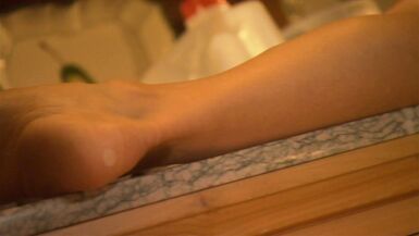 Follando milf mamá en la cocina - 11 image