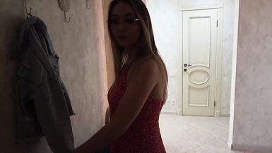"My God, are you so brave!?"I plucked up the courage and touched my best friend's mom's pussy. - 2 image