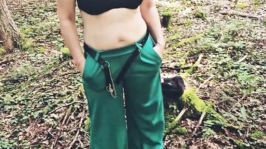 Mature Milf Looking for a stranger in the woods to suck and jerk him off thoroughly until he cums in my mouth - 15 image