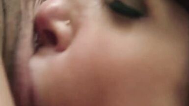 mommie is so photogenic - 7 image