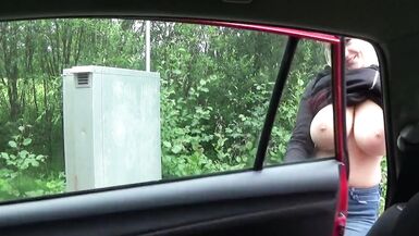 Big tits MILF stepmom sucks her horny stepson - 2 image