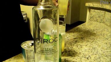 Tatted big booty girl sucks and fucks - 4 image