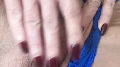 Bored so maturbate and get the 12 inch doldo out