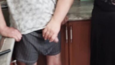 Mother-in-law jerks off to a cumshot before lunch - 5 image