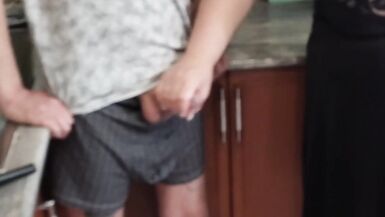 Mother-in-law jerks off to a cumshot before lunch - 6 image