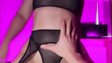 POV Мачеха трахнула пасынка и кончила себе на ноги - 11 image