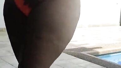 Il figliastro si scopa la matrigna dopo la festa della mamma - 4 image