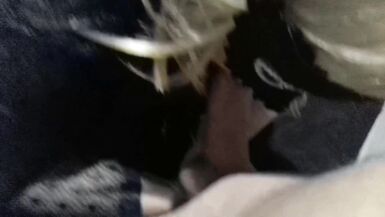 Massage and orgasm for a hot milf - 4 image