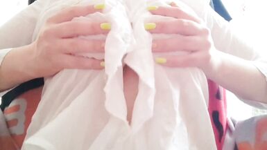 Inexperienced student gets a close-up shot of her breasts - 11 image