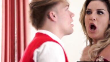 MomSwop - Envidious Neighbour Moms Had Sex Conflicts with Each Other Stepson - 4 image
