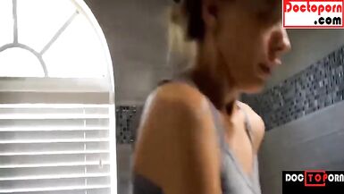 Prestine Edge e STEP MOM SEDUCE IL FIGLIO - 6 image