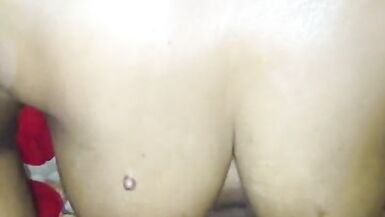 wife a bed room boobs oils message