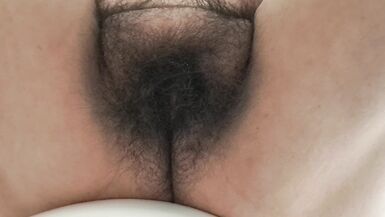 Milf maduro registra sua buceta por baixo - 11 image