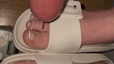 Feetlover cum on feet