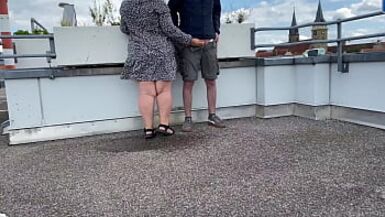 No matter how hard the plump mother-in-law tried, pissing splashed all over her legs - 1 image